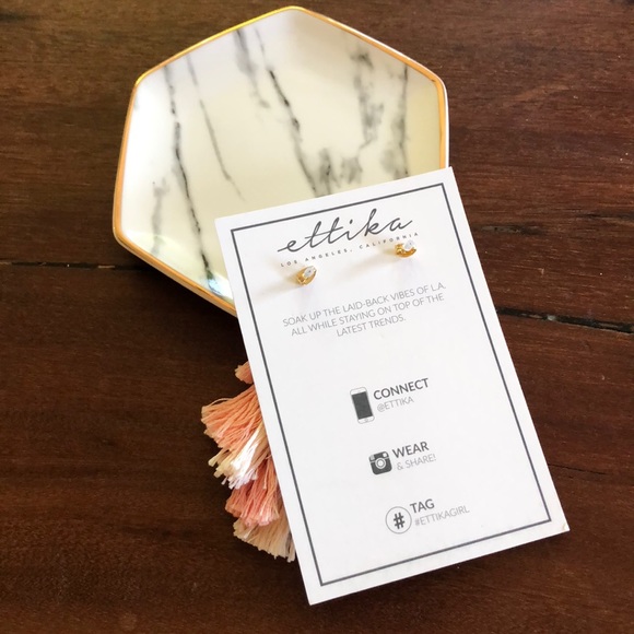 Ettika daydreamer tassel earrings - Picture 2 of 3